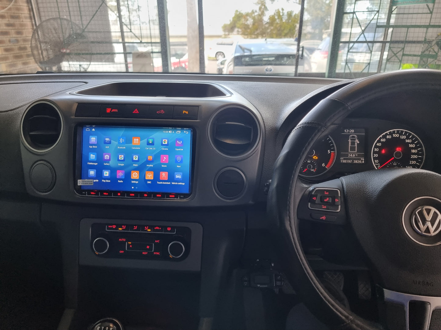 VW Volkswagen UNIVERSAL - CARPLAY