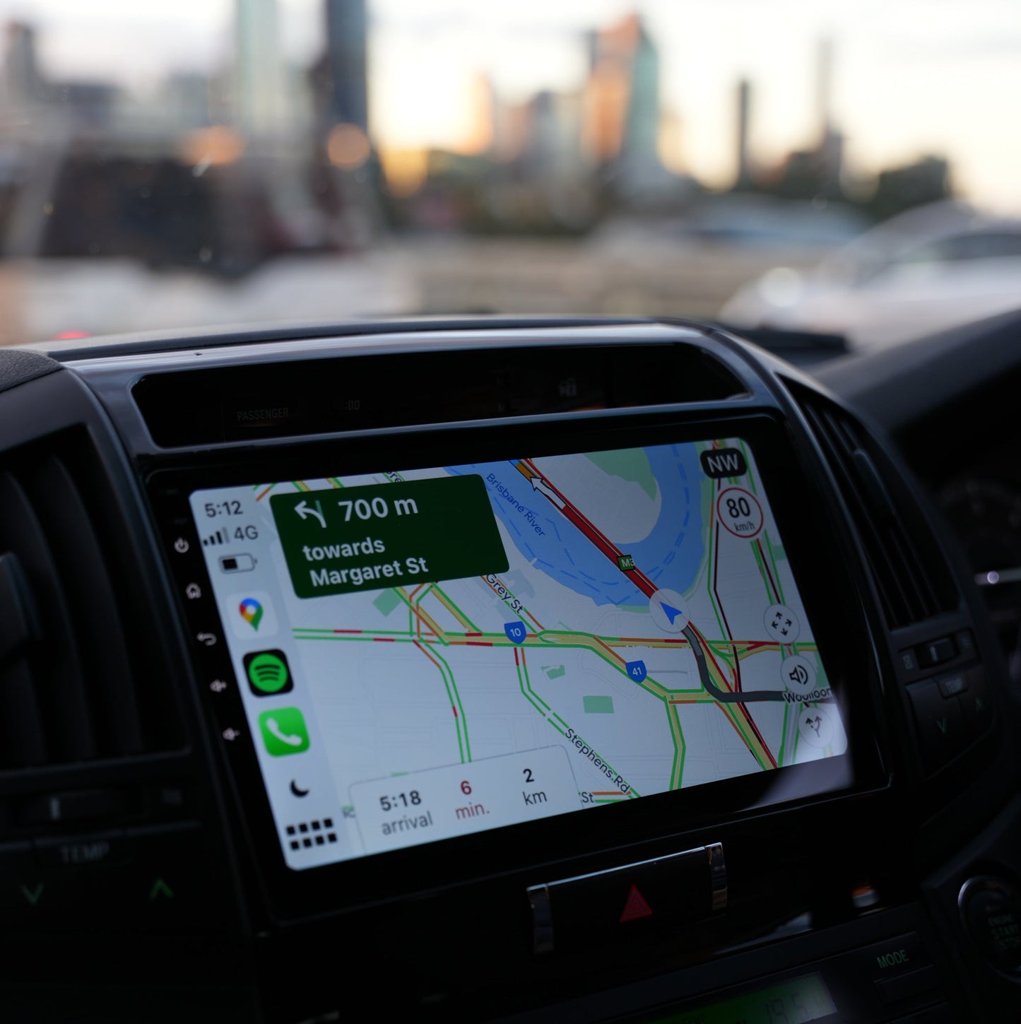 Toyota Land Cruiser 200 Series, 2007-2015 - CARPLAY, DIRECT FIT, UPGRADE KIT